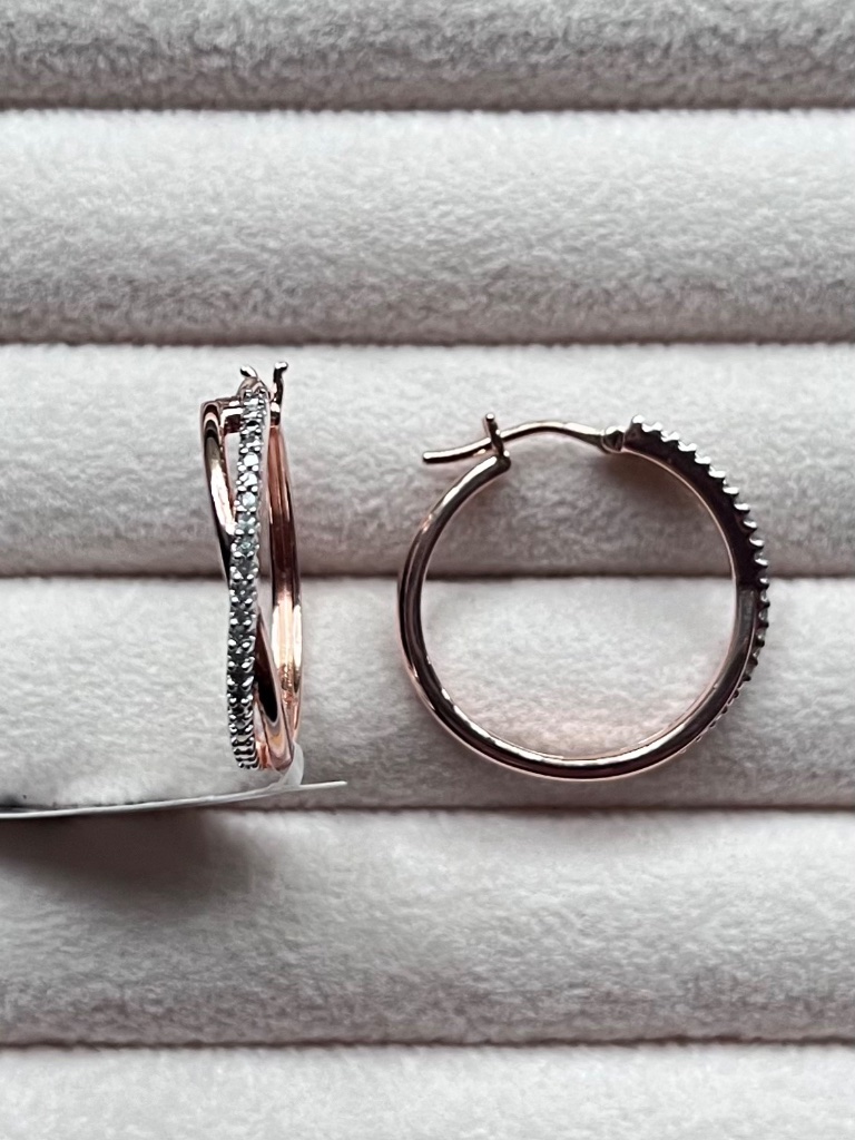 E044 | Natural Diamond Cross-Over Rose Gold Hoops